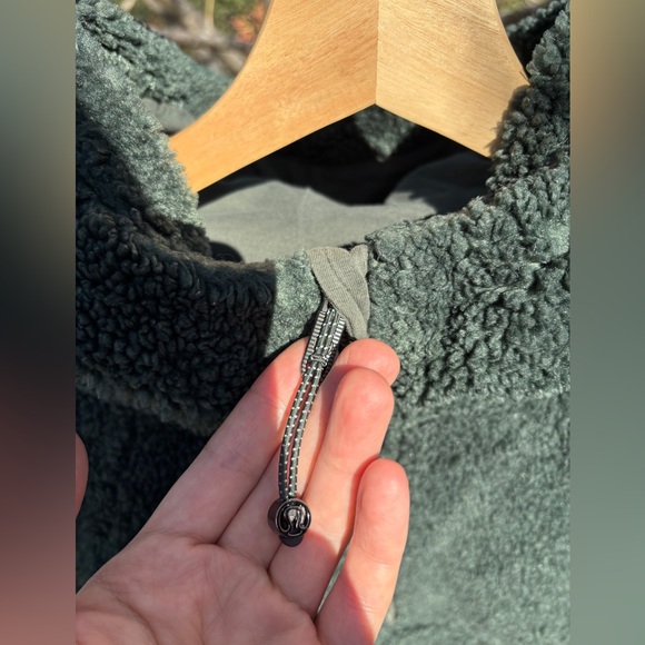 Lululemon Scuba Textured Sherpa Oversized Fleece Half Zip Hoodie in Dark Green - Picture 3 of 11